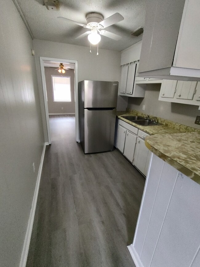 Photo - High St and Lelia St Unidad Lelia 9