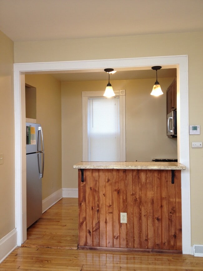 Photo - 341 E Lincoln Ave Unidad A