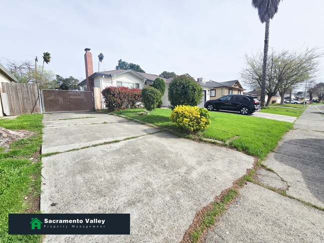 Photo - 7625 Lytle St