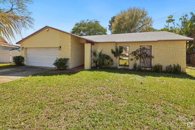 Building Photo - 1072 Fernlea Dr Rental