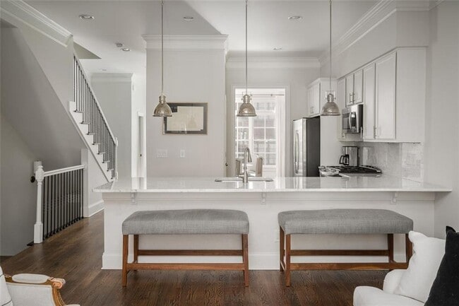 Photo - 805 Virginia Park Cir NE