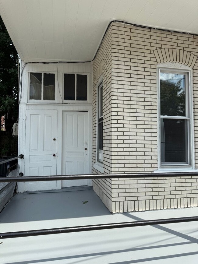 1149 W Turner St Unit 1st Floor