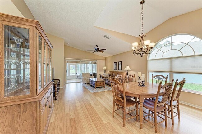 Photo - 4936 Linsey Ct