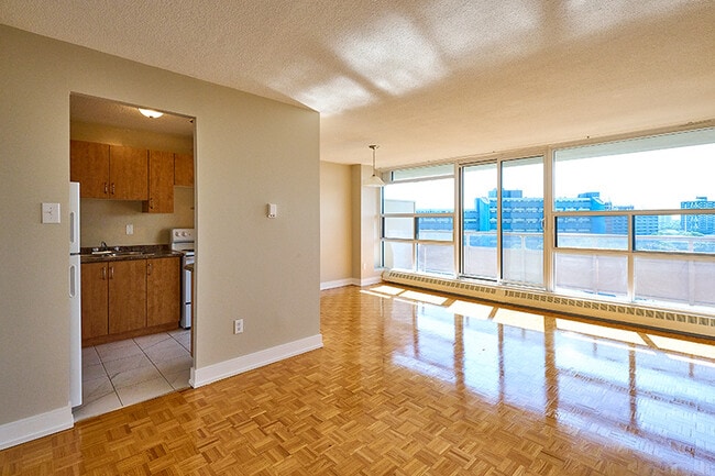 Building Photo - 235 Gosford Blvd