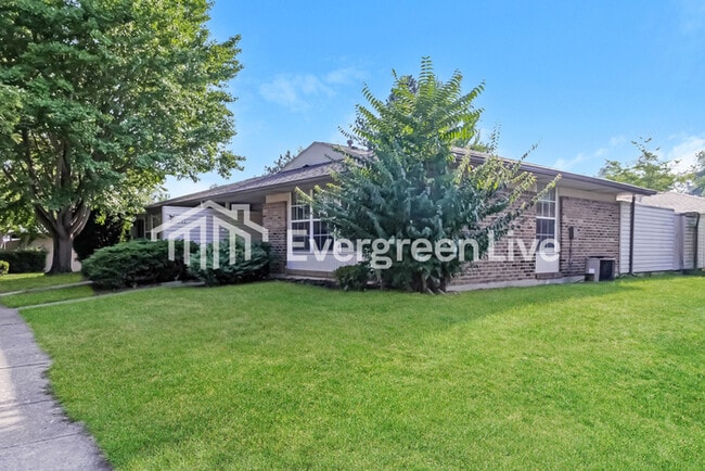Photo - 5720 Troy Villa Blvd