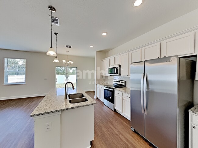 Photo - 1337 Celery Ave