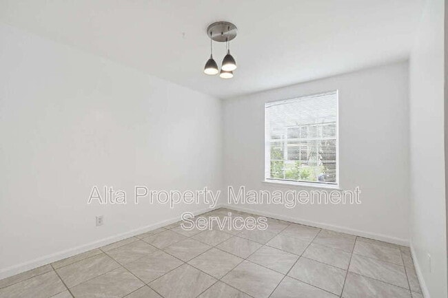 Photo - 4329 Plaza Gate Ln S Unit 101