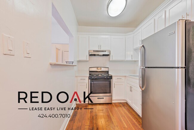 Photo - Sunlit Top Floor One Bedroom with Vintage ... Unidad 400