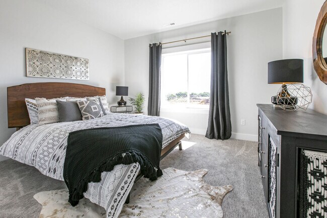 Rose Canyon Townhomes