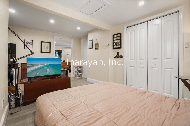 249 Orange Pl Unit 249 Orange Pl