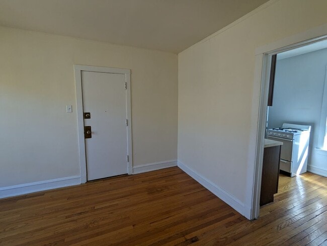 Photo - 2649 N Spaulding Ave Unit 3W