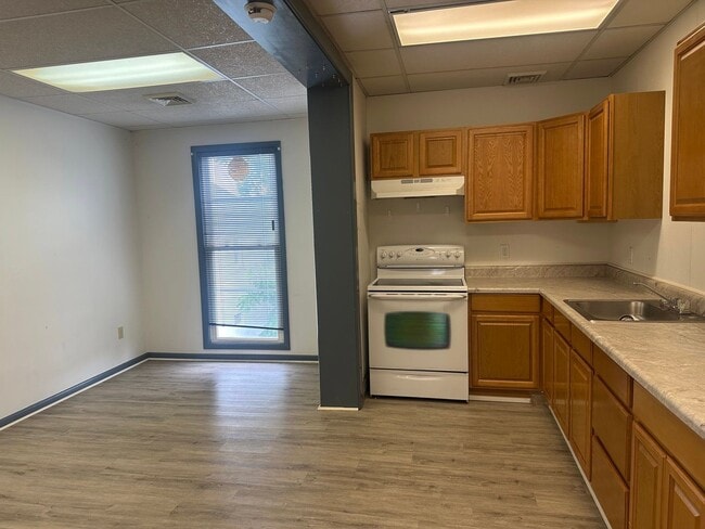 Photo - 152 W Main Ave Unit 2