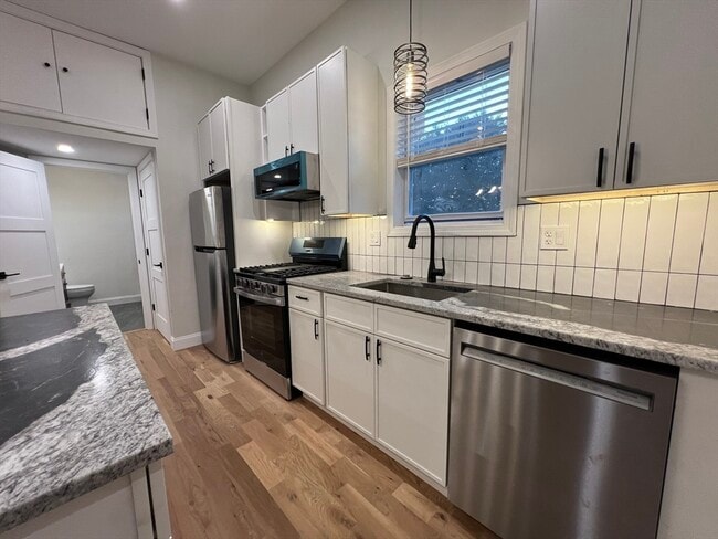 Photo - 16 Harriet St Unit 2