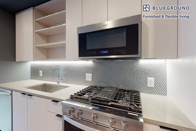 Photo - 79 Alexander St Unit FL1-ID940A