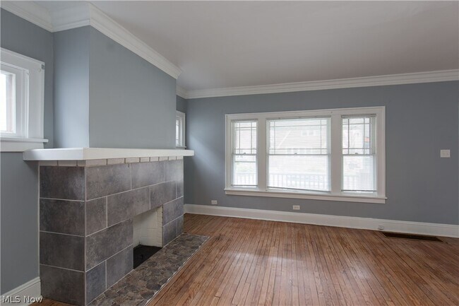Photo - 2169 Olive Ave Unit 1