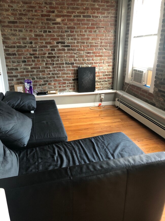 Photo - 15 Garden St