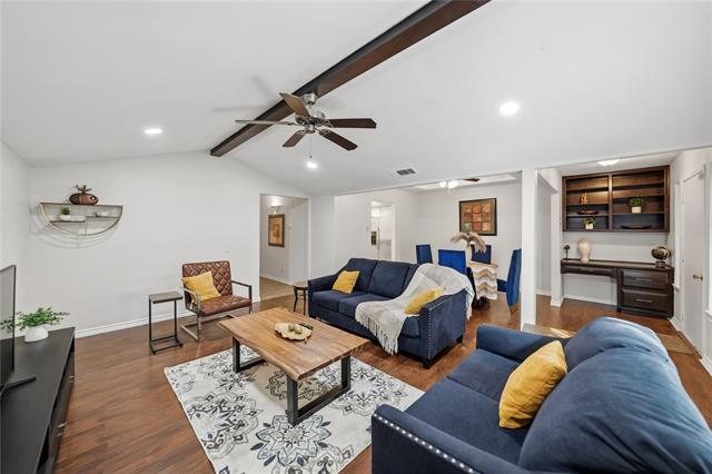 Photo - 922 Shady Creek Ln