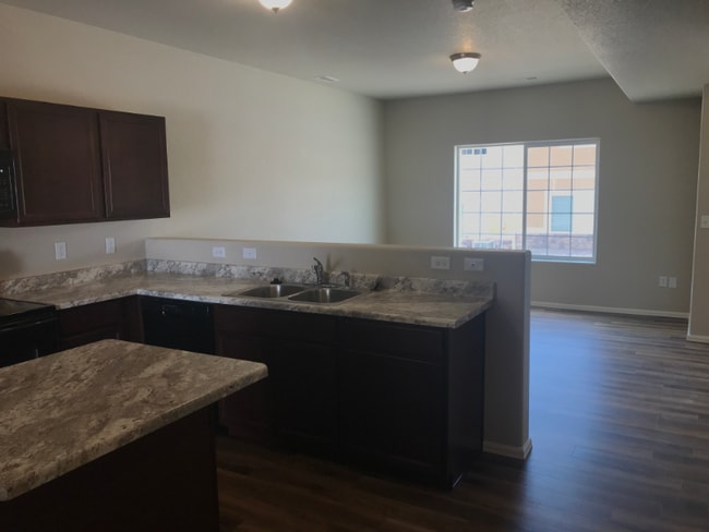 Photo - 7690 Woody Cones Vw