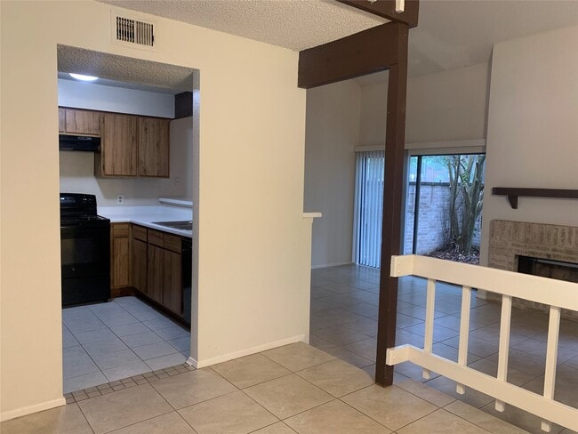 Building Photo - 3034 Windchase Blvd Unit 322