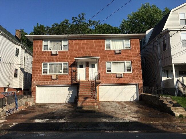 Building Photo - 64 40th St Unit 1L