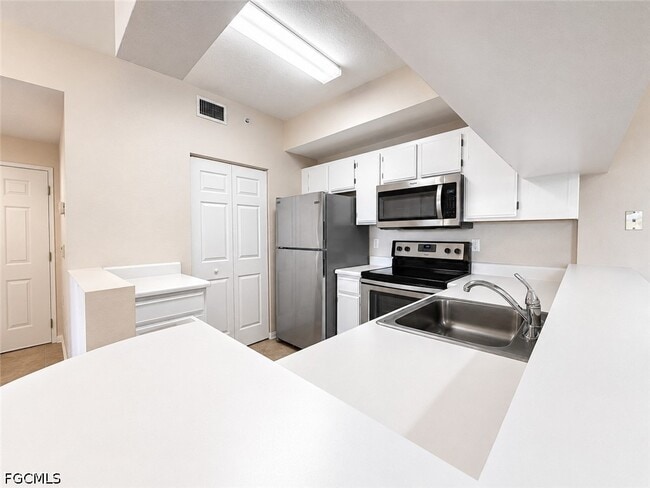 Photo - 6490 Aragon Way Unit 303