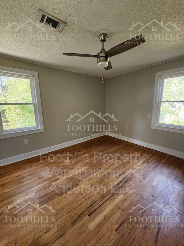 Photo - 1917 Inman Dr