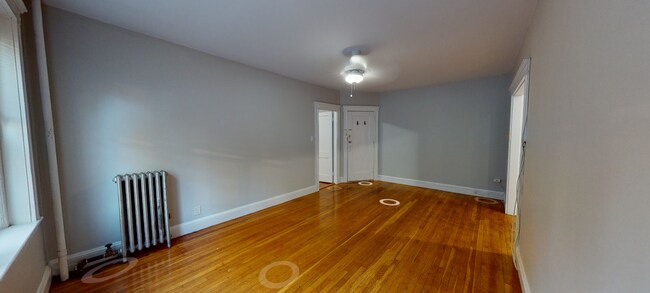 Photo - 3 Gray Gdns W Unit 1