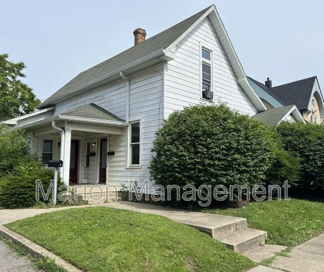 Building Photo - 716 N Meridian St