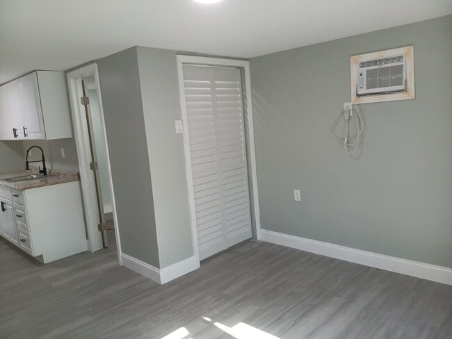 Photo - G34 Miriam St