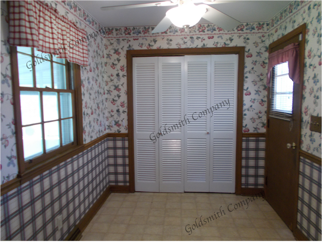 "3-Bed, 2-Bath Home with 1700 Sq. Ft. of Comfort in Taylors, SC!"