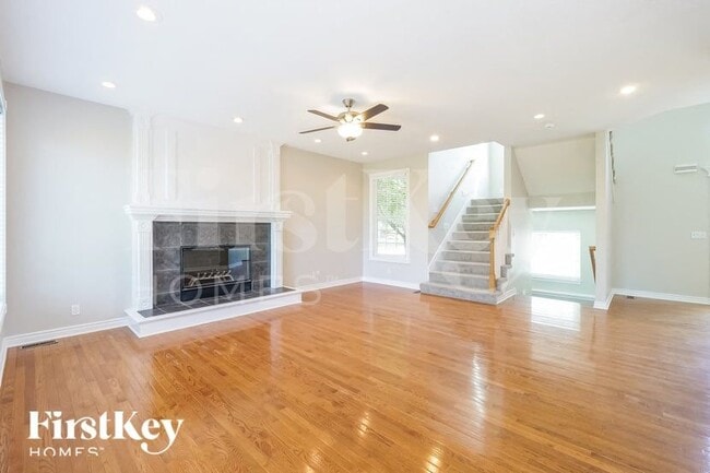 Photo - 5836 Noreston St