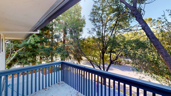 Building Photo - 998 Ignacio Blvd Unit 49 Rental