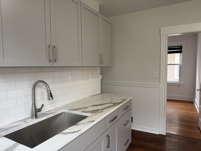 Photo - 44 Churchill St