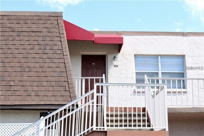 9101 W Hillsborough Ave Unit I207