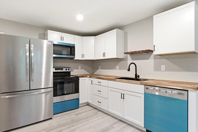 182 Buck St Unit A