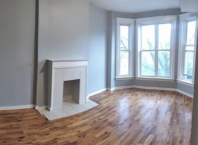 Photo - 4243 S Calumet Ave Unit 2