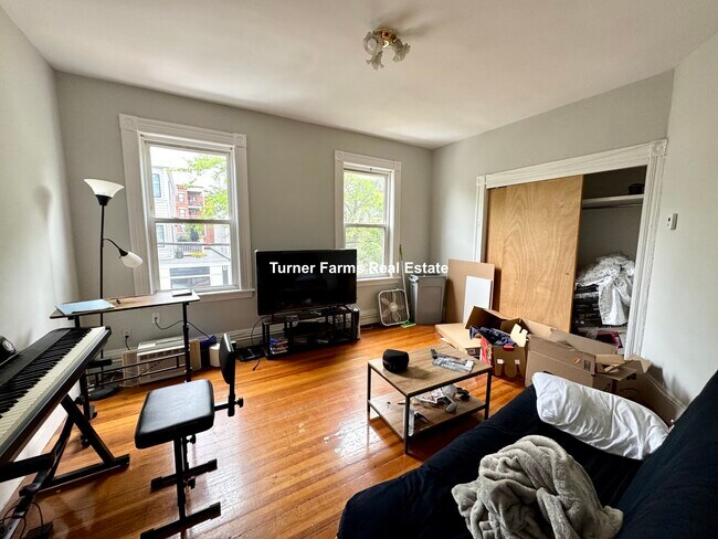 Photo - 146 Columbia St Apartments Unit 2L