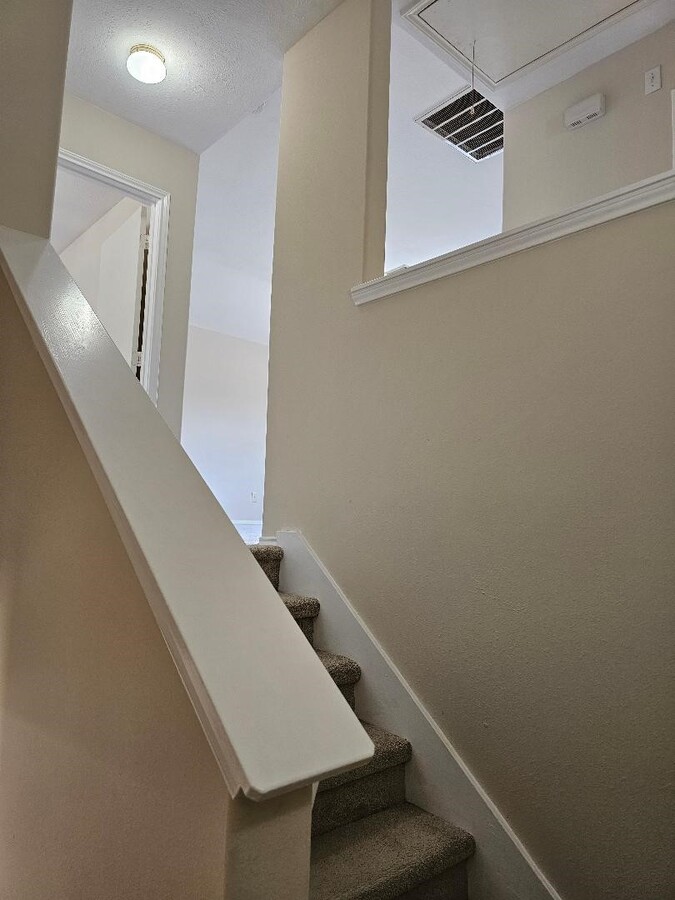 Photo - 6727 Stonecross Creek Ln