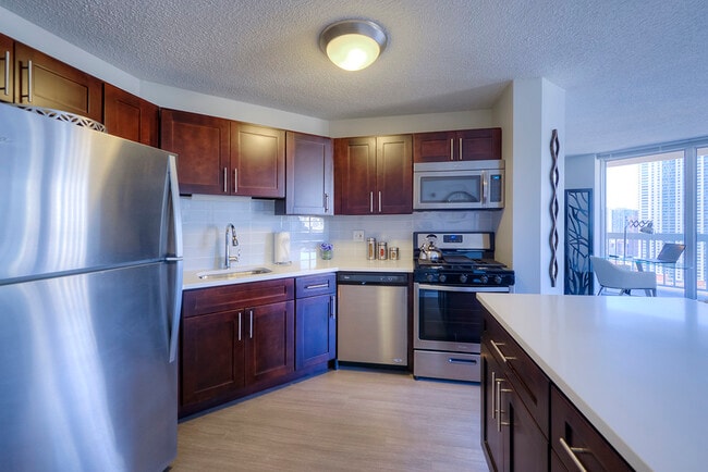 Photo - 545 N Dearborn St Unit 1311