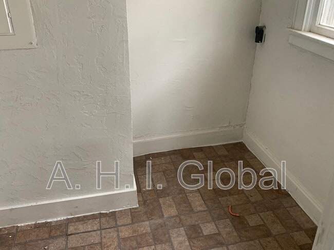 Photo - 1620 S Hayden St