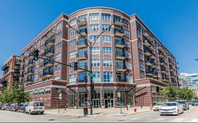Photo - 1000 W Adams St Condo Unit 822