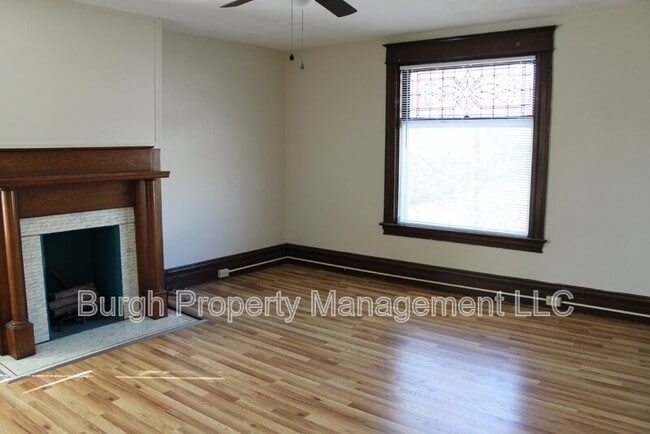 Photo - 213 6th Ave Unit 2