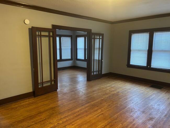 Photo - 217 E 2nd St Unit 1