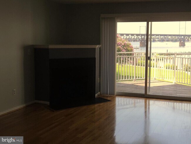 Photo - 12 Owens Landing Ct