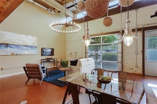 Photo - 1661 La France Street Northeast Unit 225