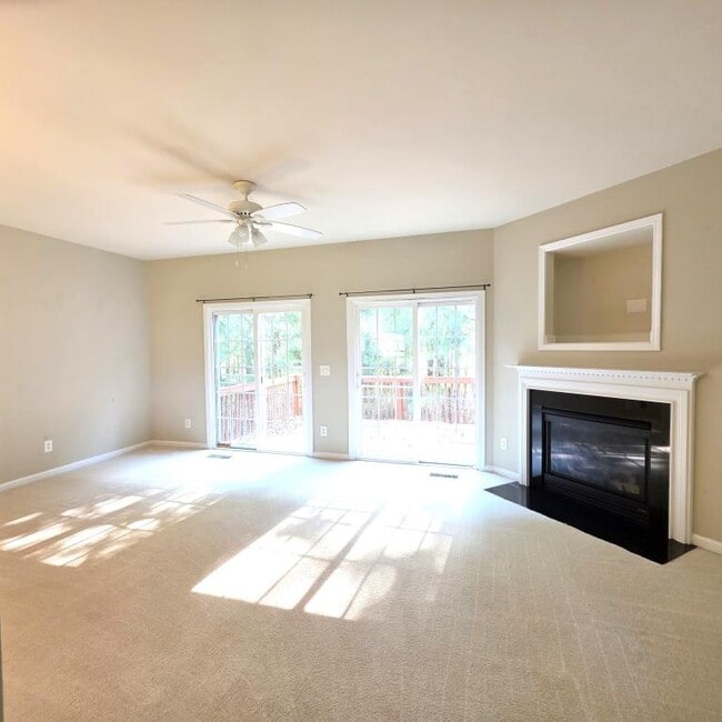 Photo - 294 Linden Park Ln