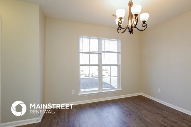 Photo - 1001 Enderbury Dr