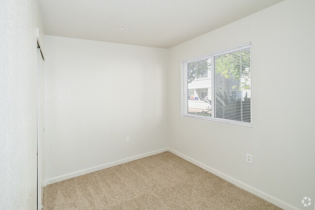 2BR, 1BA 818SF - Bedroom