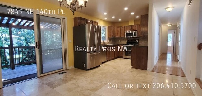 Photo - 7849 NE 140th Pl