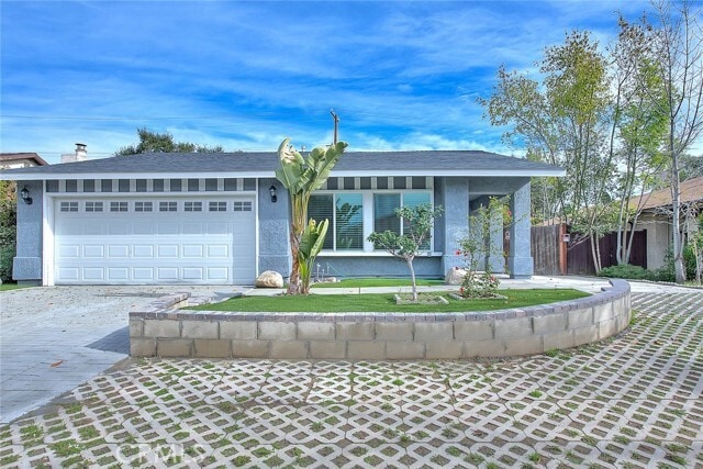 Building Photo - 2682 Vista Laguna Terrace